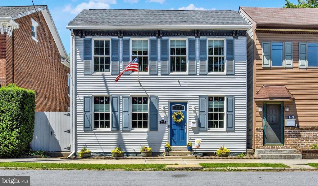 226 S HIGH ST, Mechanicsburg, PA 17055
