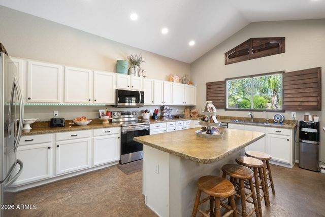732 S VALLE VERDE --, Mesa, AZ 85208