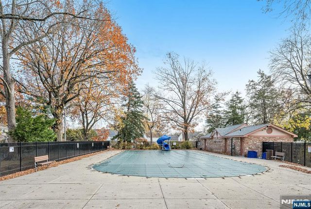 16 Randolph Terrace, Fair Lawn, NJ 07410