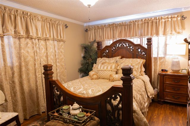 318 Peach Point, Jones Creek, TX 77541