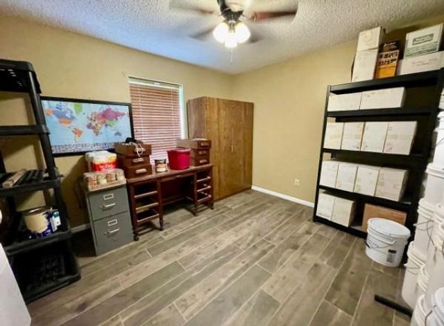 318 Peach Point, Jones Creek, TX 77541