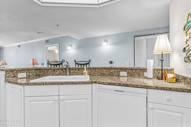 2055 S Atlantic Ave Apt 1009, Daytona Beach Shores, FL 32118