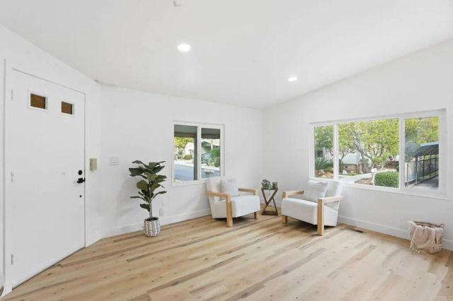 8975 Lawrence Welk Drive 446, Escondido, CA 92026