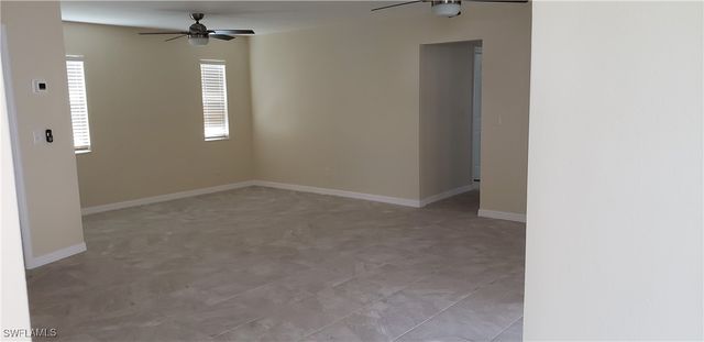 17209 Lee RD, Fort Myers, FL 33967