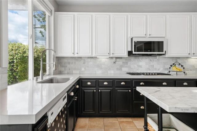 26044 Bates Place, Stevenson Ranch, CA 91381
