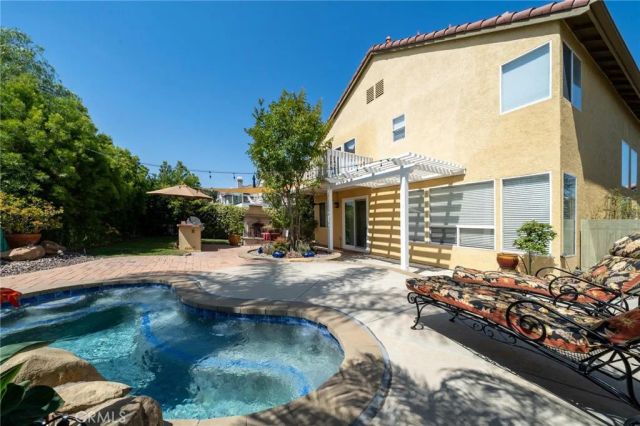 26044 Bates Place, Stevenson Ranch, CA 91381