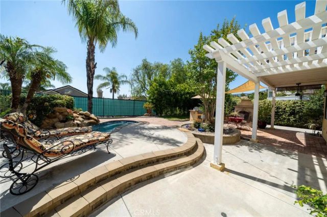 26044 Bates Place, Stevenson Ranch, CA 91381