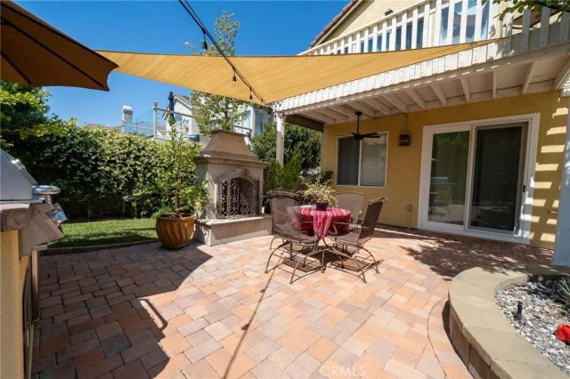 26044 Bates Place, Stevenson Ranch, CA 91381