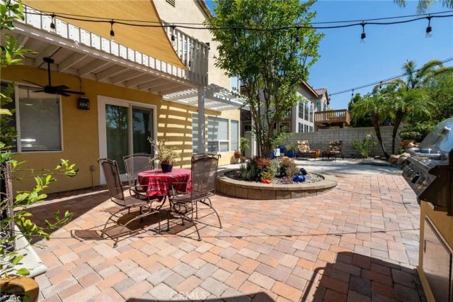 26044 Bates Place, Stevenson Ranch, CA 91381