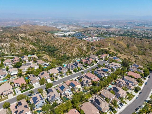 26044 Bates Place, Stevenson Ranch, CA 91381