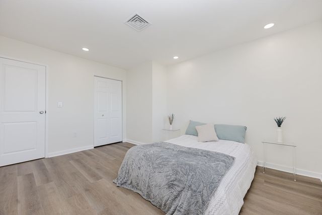 90 Quincy Shore Dr 803, Quincy, MA 02171