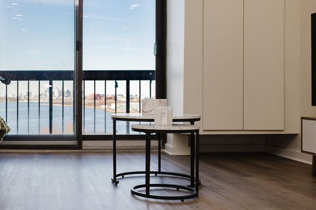 90 Quincy Shore Dr 803, Quincy, MA 02171