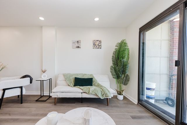 90 Quincy Shore Dr 803, Quincy, MA 02171