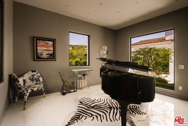 25571 Prado De Azul, Calabasas, CA 91302