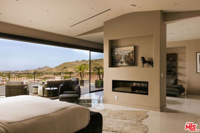 25571 Prado De Azul, Calabasas, CA 91302