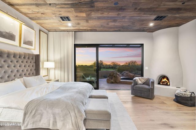 7665 E OLD PAINT Trail, Scottsdale, AZ 85266