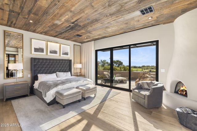 7665 E OLD PAINT Trail, Scottsdale, AZ 85266