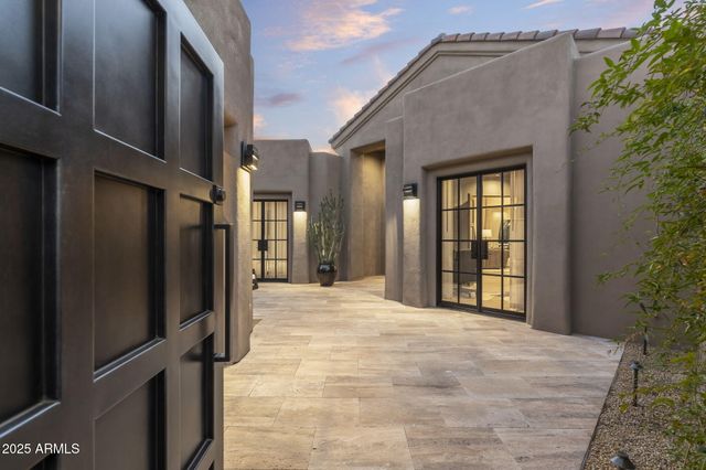 7665 E OLD PAINT Trail, Scottsdale, AZ 85266