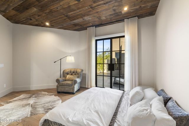 7665 E OLD PAINT Trail, Scottsdale, AZ 85266