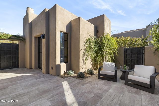 7665 E OLD PAINT Trail, Scottsdale, AZ 85266