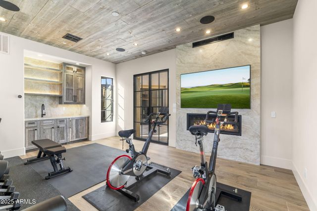 7665 E OLD PAINT Trail, Scottsdale, AZ 85266