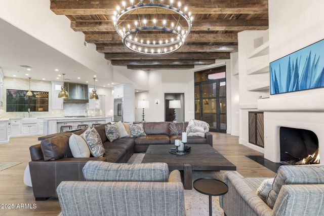 7665 E OLD PAINT Trail, Scottsdale, AZ 85266