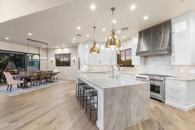 7665 E OLD PAINT Trail, Scottsdale, AZ 85266