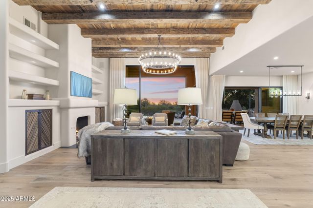 7665 E OLD PAINT Trail, Scottsdale, AZ 85266