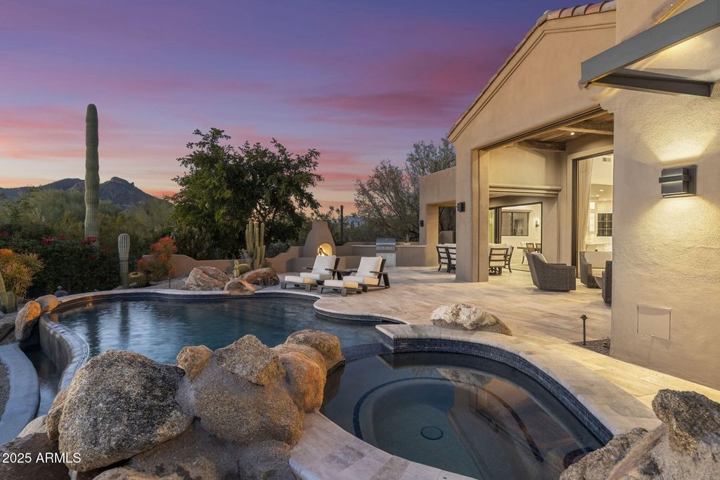 7665 E OLD PAINT Trail, Scottsdale, AZ 85266