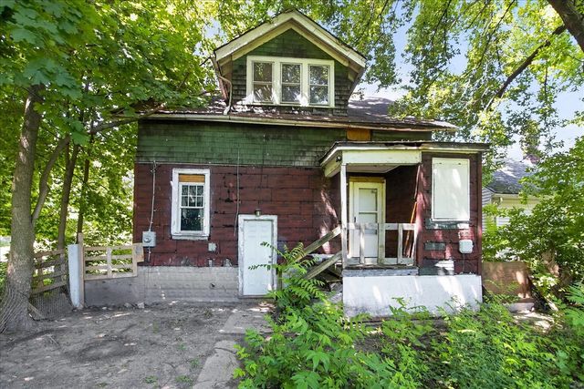 18954 Hickory Street, Detroit, MI 48205