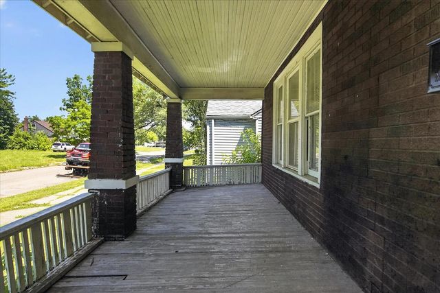 18954 Hickory Street, Detroit, MI 48205