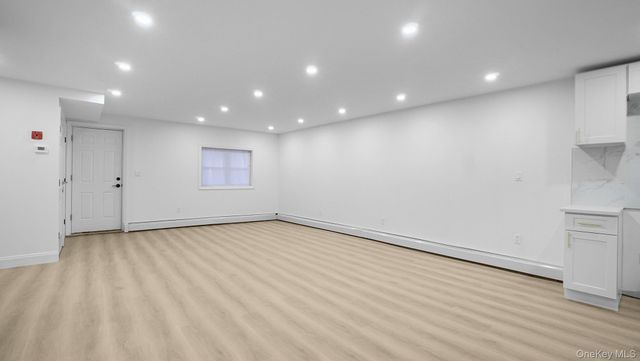 3014 Grace Avenue, Bronx, NY 10469