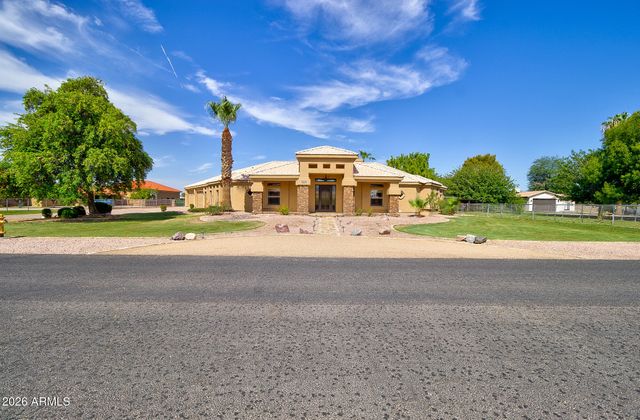 284 S 162nd Street, Gilbert, AZ 85296