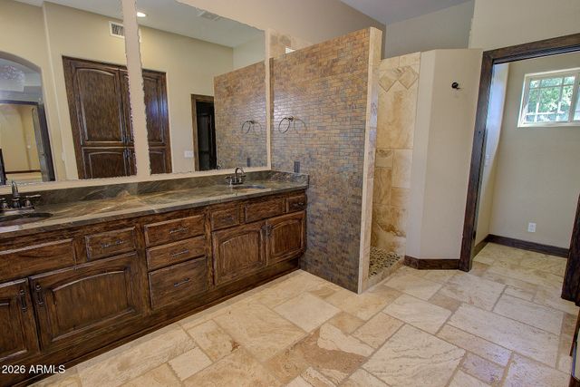 284 S 162nd Street, Gilbert, AZ 85296