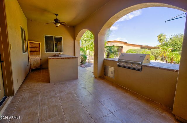 284 S 162nd Street, Gilbert, AZ 85296