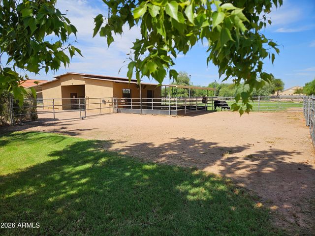 284 S 162nd Street, Gilbert, AZ 85296