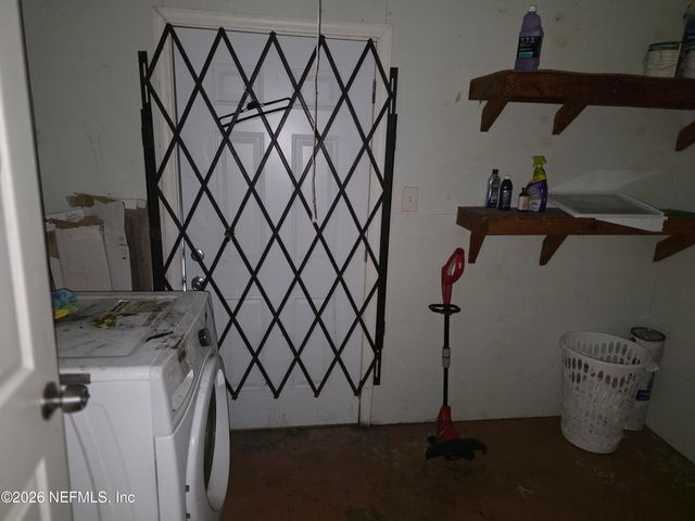 7229 KEN KNIGHT Drive E, Jacksonville, FL 32209