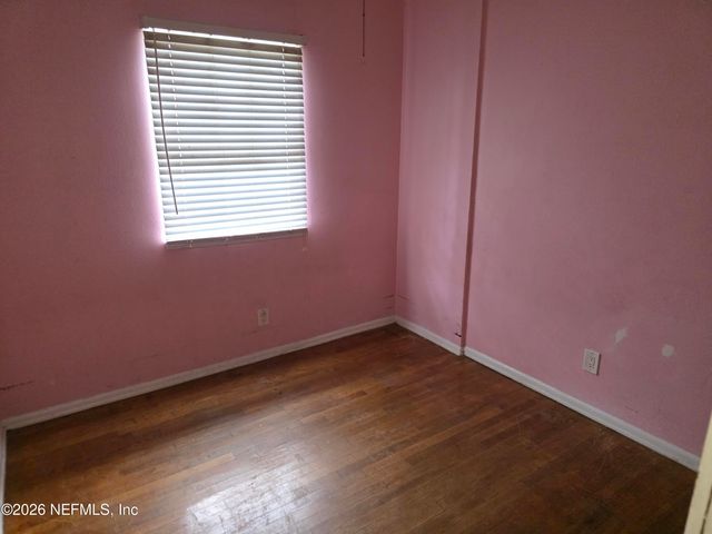 7229 KEN KNIGHT Drive E, Jacksonville, FL 32209