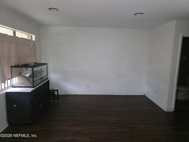 7229 KEN KNIGHT Drive E, Jacksonville, FL 32209