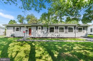 6221 APACHE ST, Springfield, VA 22150