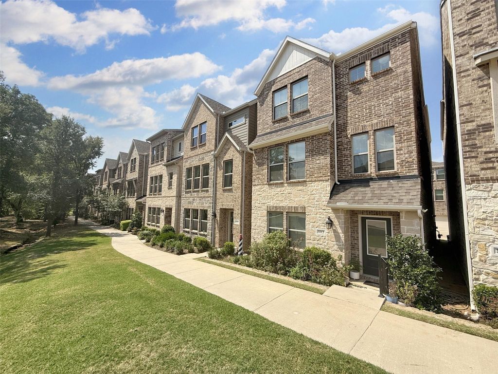 803 Tennessee Drive, Euless, TX 76040