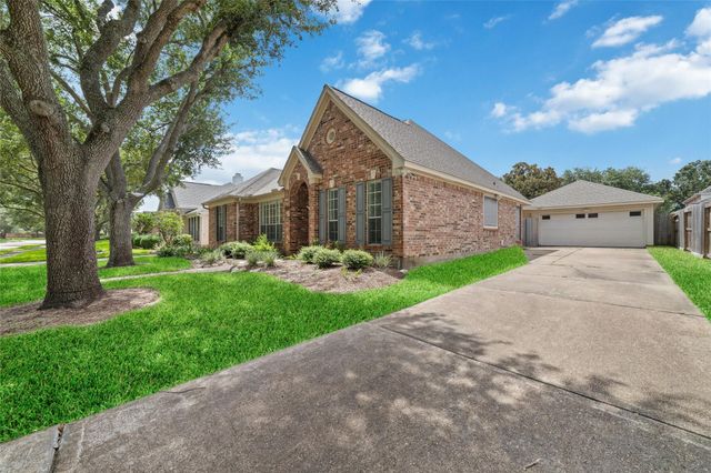 12435 Hazyglen Drive, Houston, TX 77082