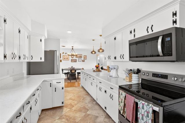 2311 SUNSET DRIVE, Eustis, FL 32726