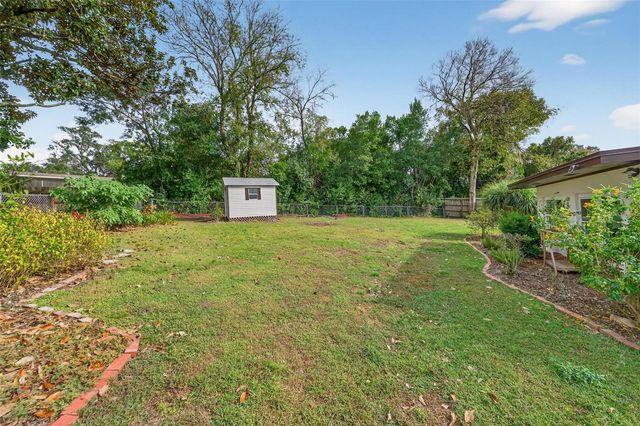 2311 SUNSET DRIVE, Eustis, FL 32726