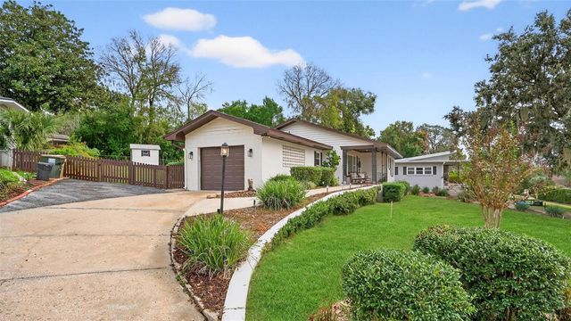 2311 SUNSET DRIVE, Eustis, FL 32726