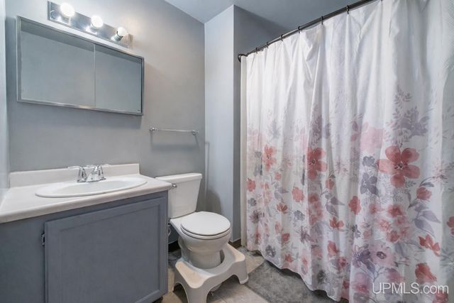 609-611 Talon Street, Gwinn, MI 49841