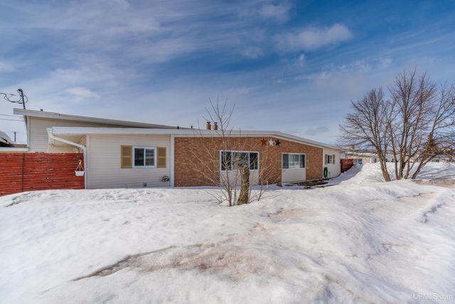 609-611 Talon Street, Gwinn, MI 49841