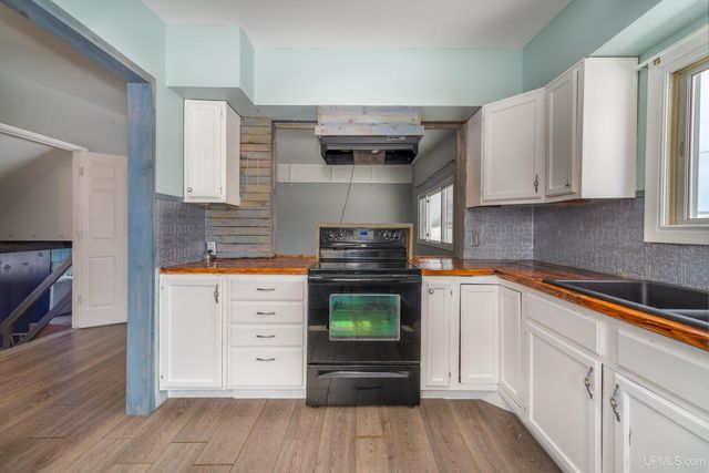 609-611 Talon Street, Gwinn, MI 49841