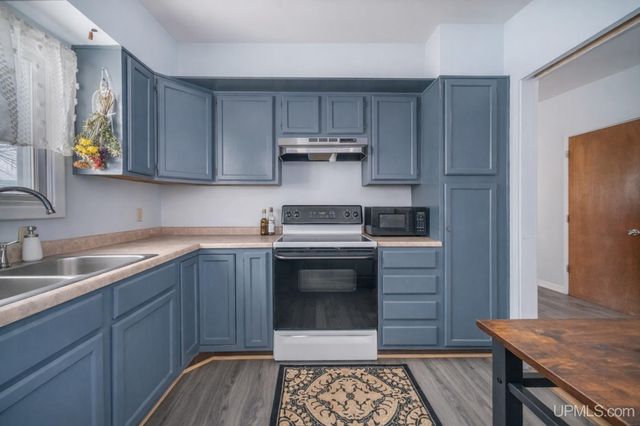 609-611 Talon Street, Gwinn, MI 49841