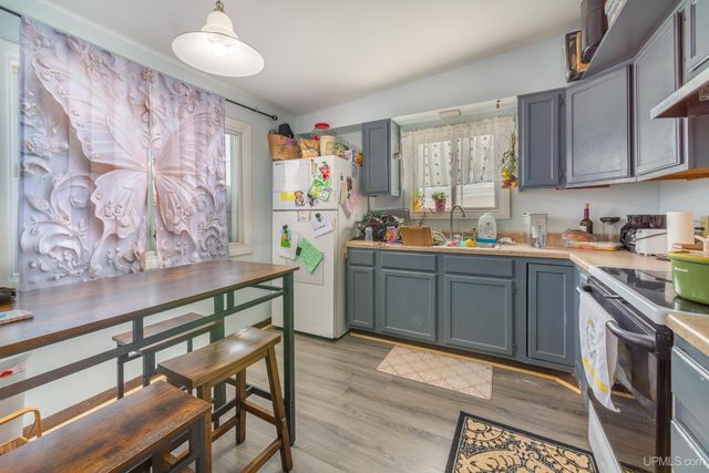 609-611 Talon Street, Gwinn, MI 49841